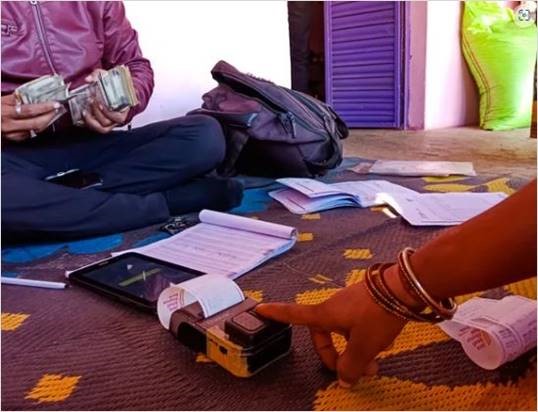 How Microfinance Institutions Can Help Fintech Startups Penetrate Into Rural India