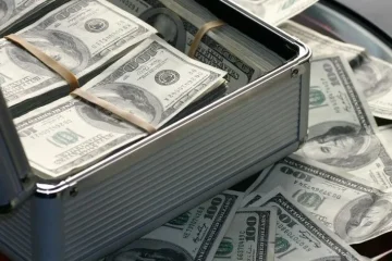 money-dollars-case-e1639919938408